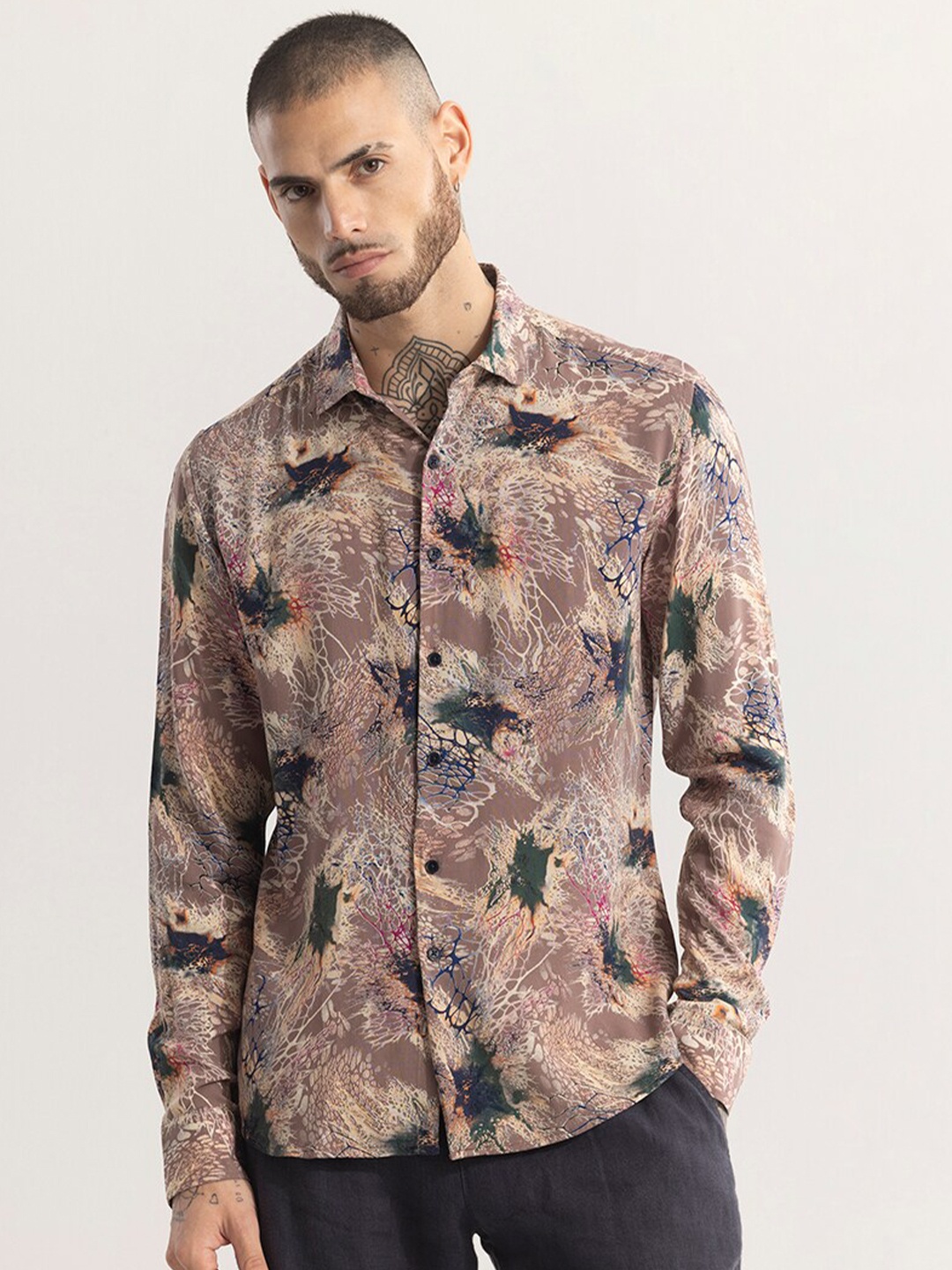 

Snitch Spread Collar Long Sleeves Straight Slim Fit Floral Printed Casual Shirt, Mauve