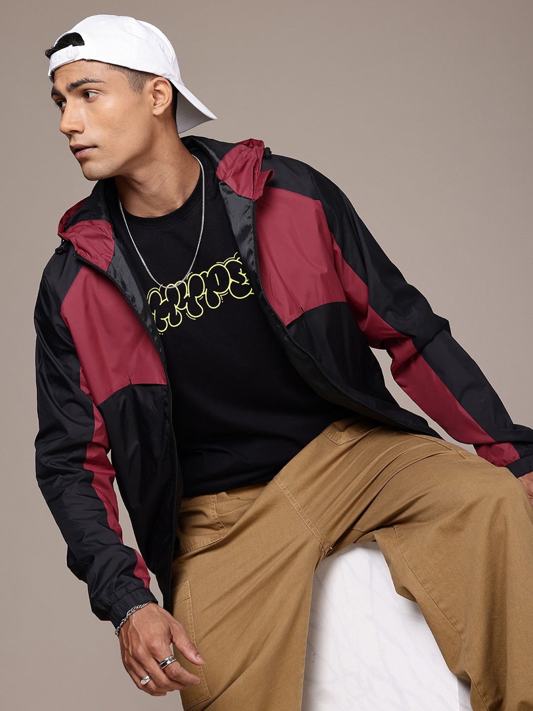 

The Roadster Life Co. Colourblocked Hooded Tailored Jacket, Black