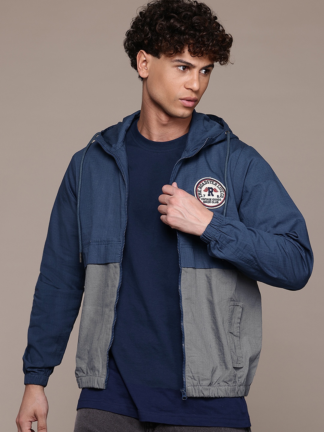 

The Roadster Lifestyle Co. Colourblocked Hooded Tailored Jacket, Navy blue