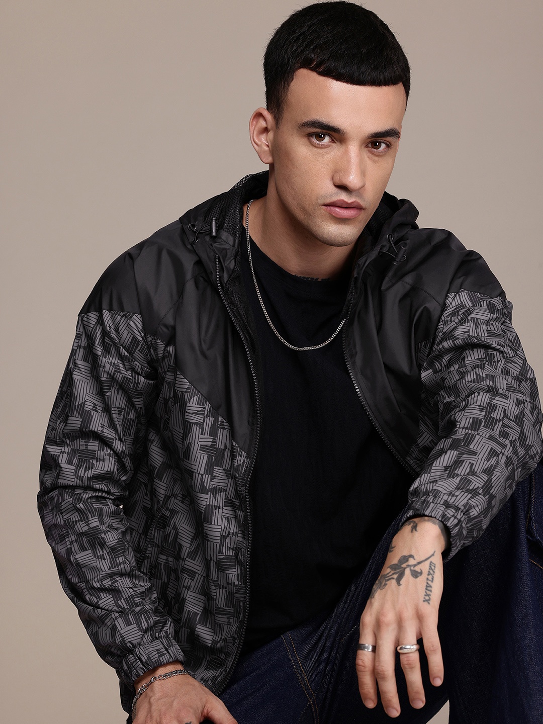 

The Roadster Life Co. Abstract Printed Tailored Jacket, Black