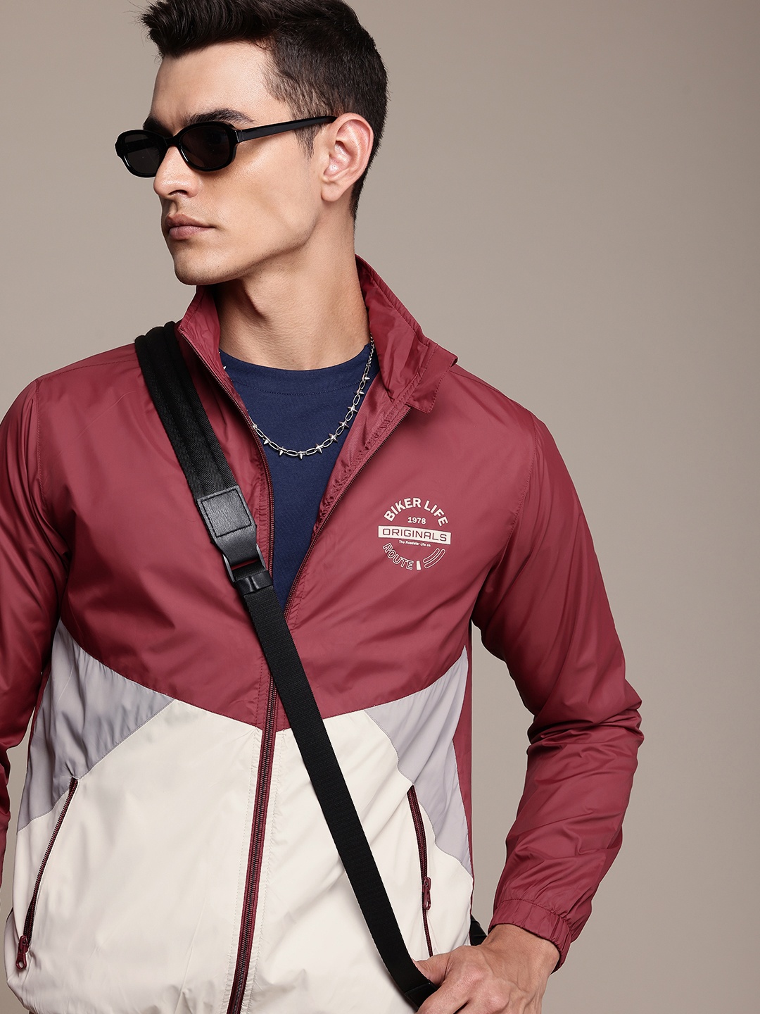 

The Roadster Life Co. Colourblocked Mock Collar Sporty Jacket, Maroon