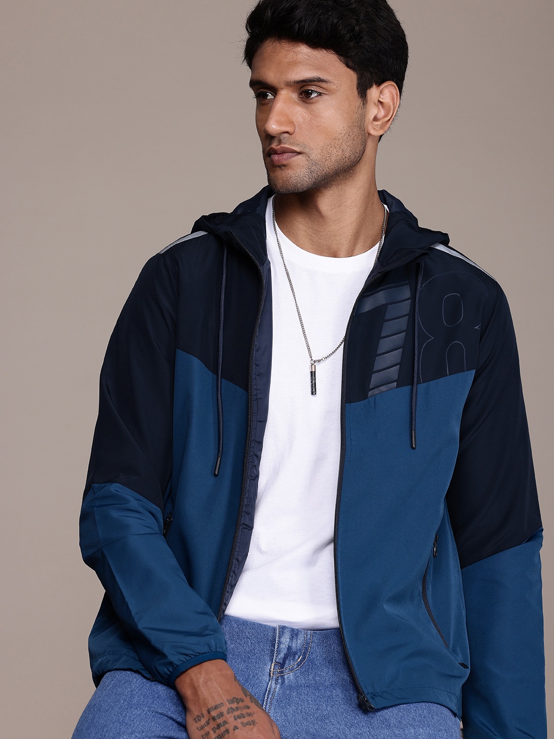 

The Roadster Life Co. Colourblocked Sporty Jacket, Blue