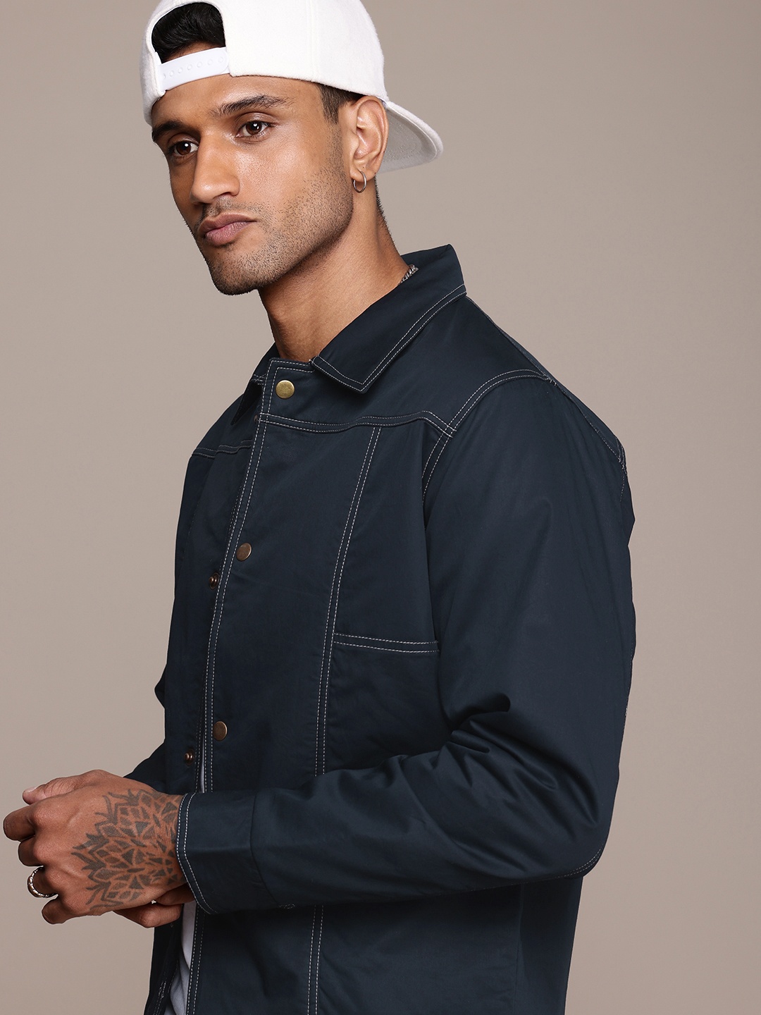 

The Roadster Life Co. Pure Cotton Spread Collar Tailored Jacket, Navy blue