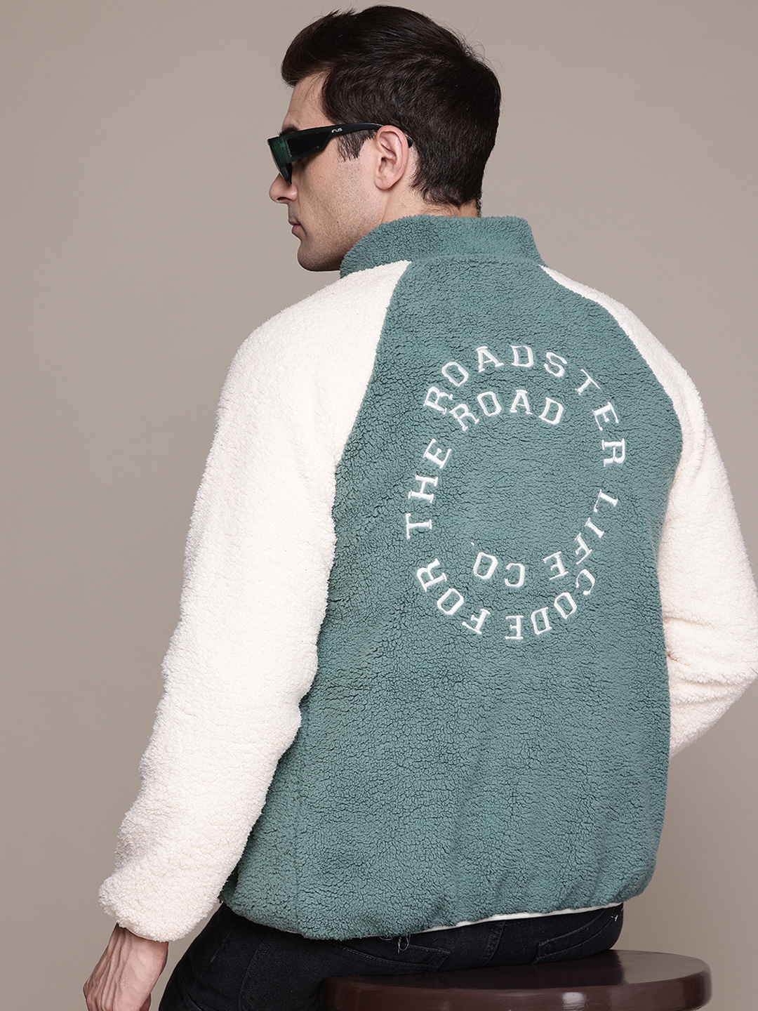 

The Roadster Lifestyle Co. Typography Sherpa Jacket, Green