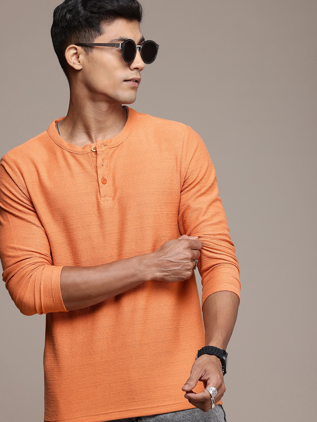

The Roadster Life Co. Henley Neck Long Sleeves Casual T-shirt, Rust