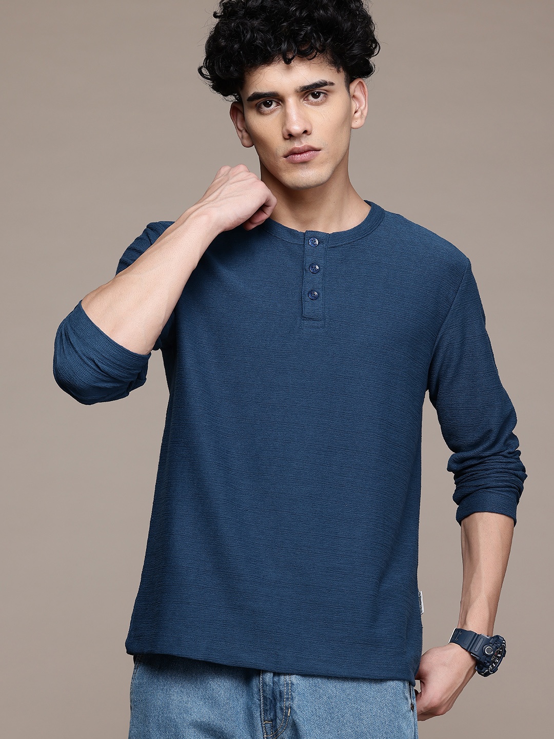 

Roadster Men Henley Neck T-shirt, Navy blue