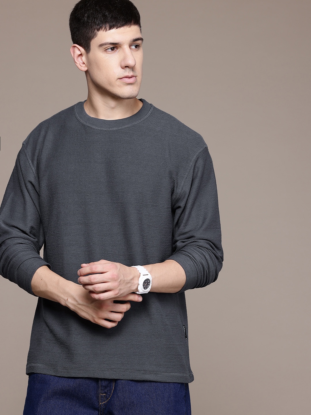 

The Roadster Lifestyle Co. Drop-Shoulder Sleeves Relaxed T-shirt, Charcoal