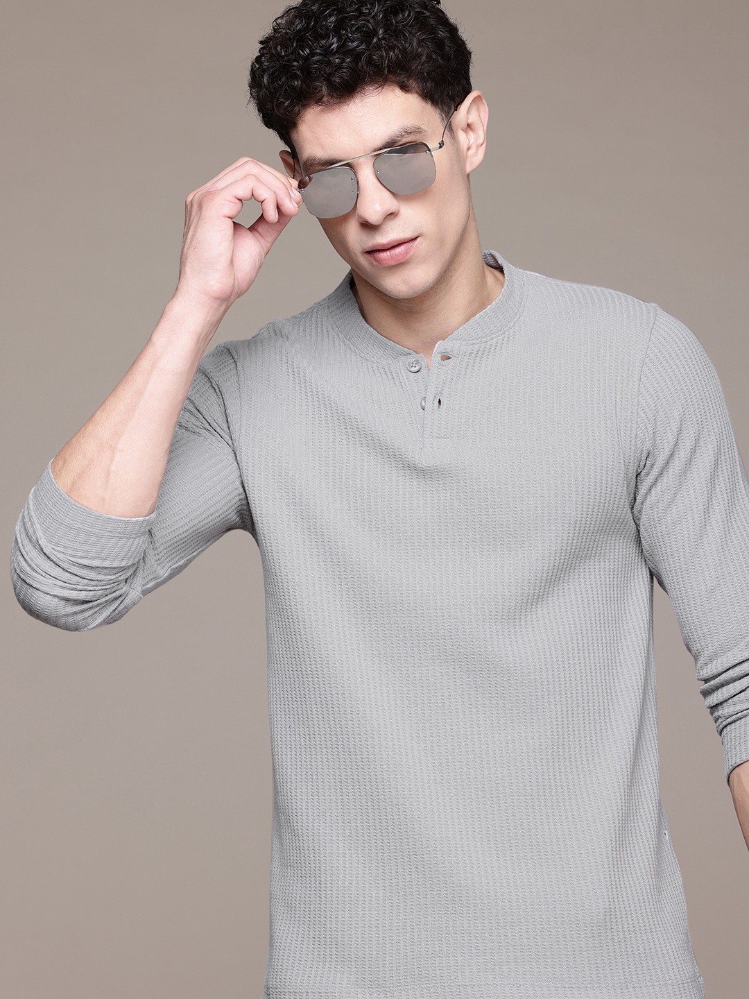 

The Roadster Lifestyle Co. Textured Long Sleeve Henley Neck T-shirt, Grey