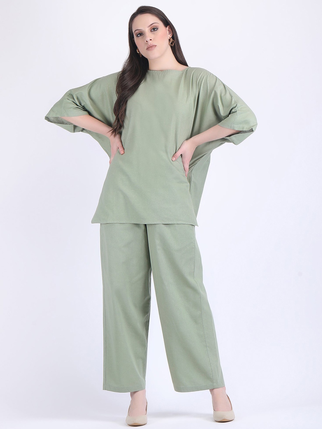 

HUE & HIDE Round Neck Top With Trousers, Green