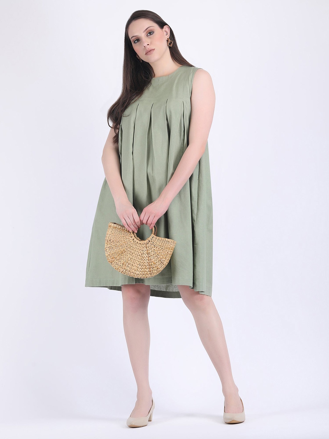 

HUE & HIDE Round Neck Pleated Tunic With Trousers, Green