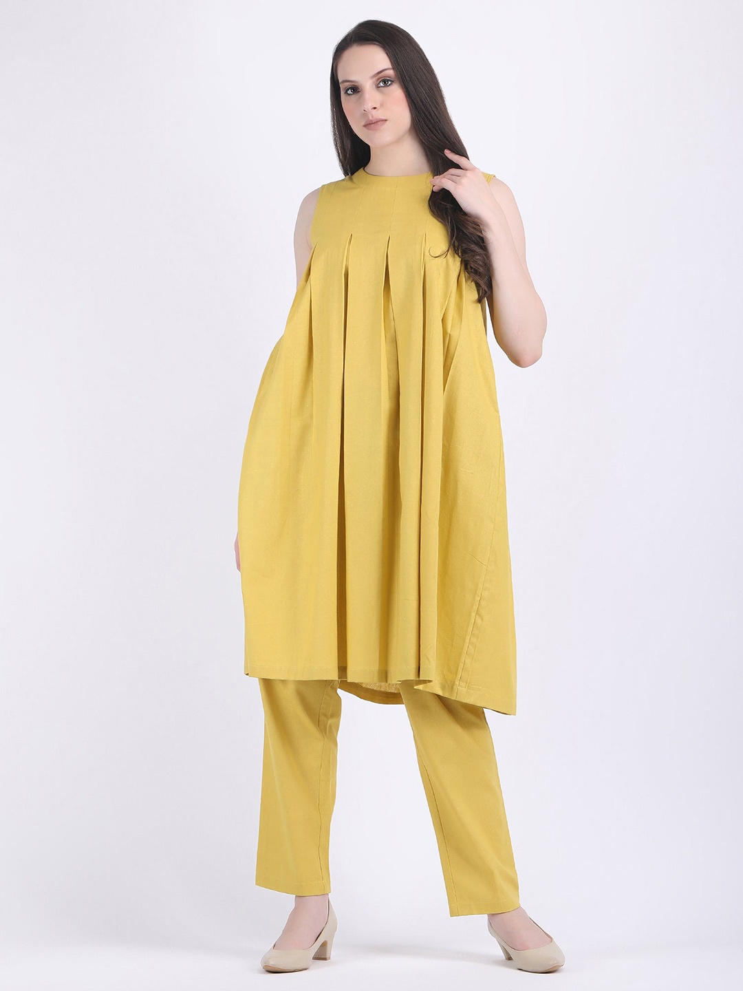 

HUE & HIDE Round Neck Tunic With Trousers, Yellow