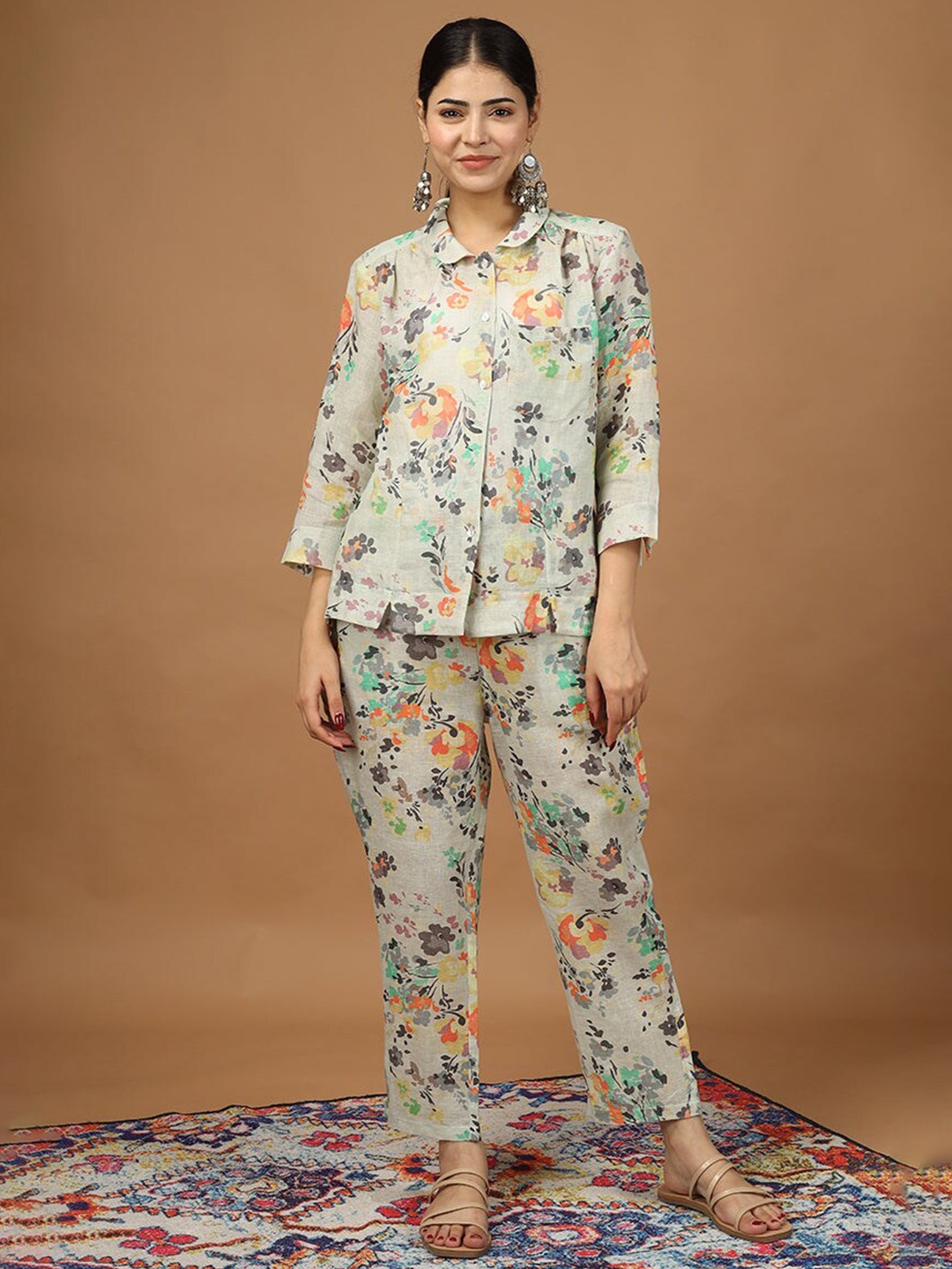 

HUE & HIDE Floral Printed Shirt With Trousers, Grey