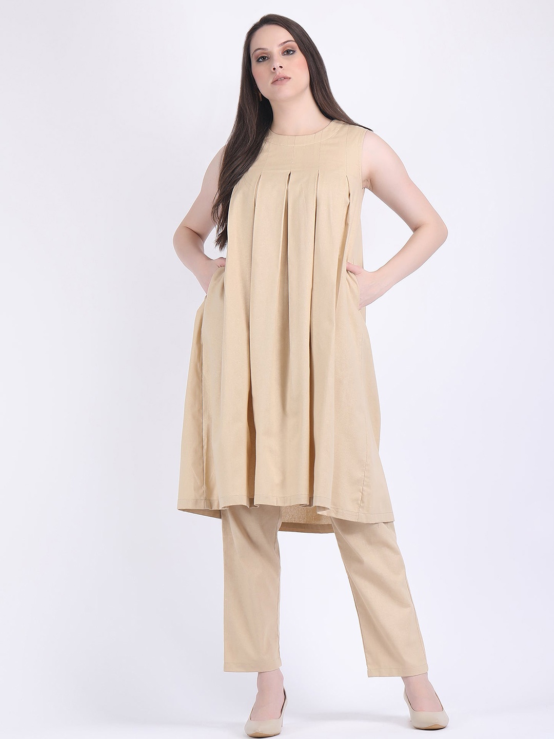 

HUE & HIDE Round Neck Tunic With Trousers, Beige