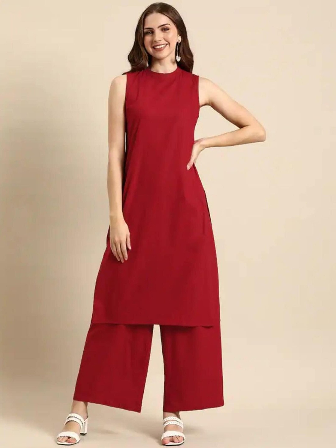 

CHANDERKASH Round Neck Regular Kurta with Palazzos, Red