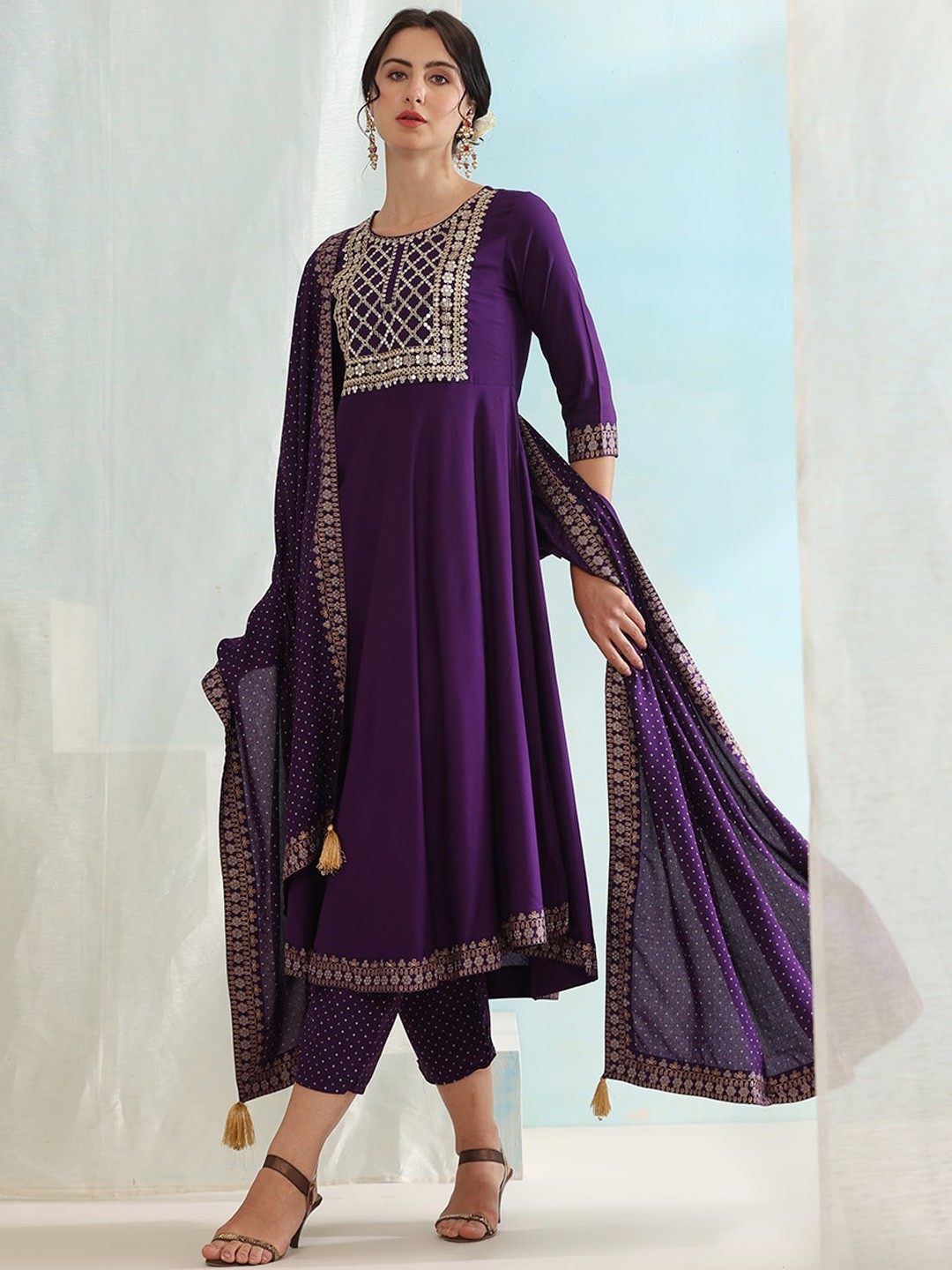 

Khushal K Embroidered Regular Sequinned Kurta with Palazzos & Dupatta, Purple