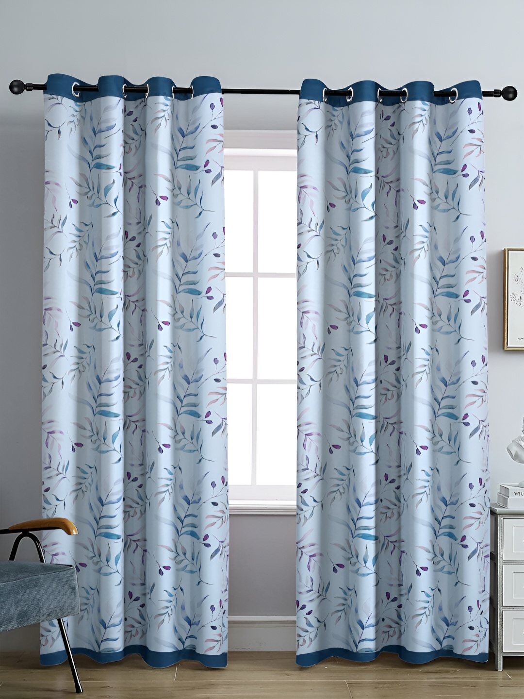 

Cortina White & Blue 2 Pieces Black Out reversible eyelet Long Door Curtains