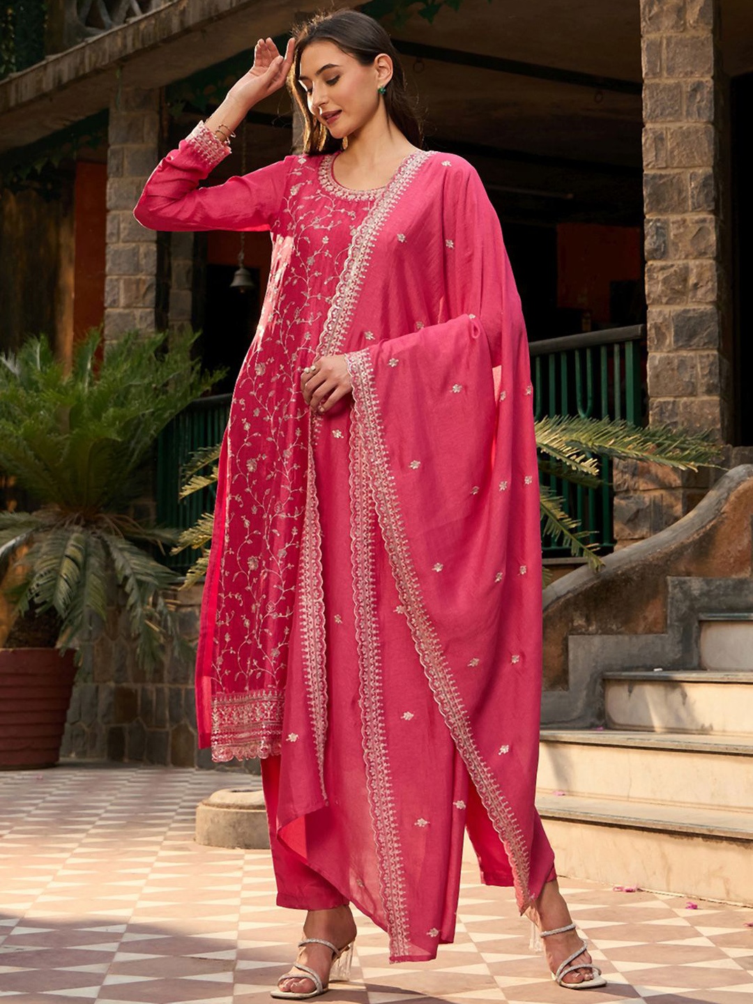 

Indo Era Floral Embroidered Regular Thread Work Straight Kurta with Trousers & Dupatta, Pink