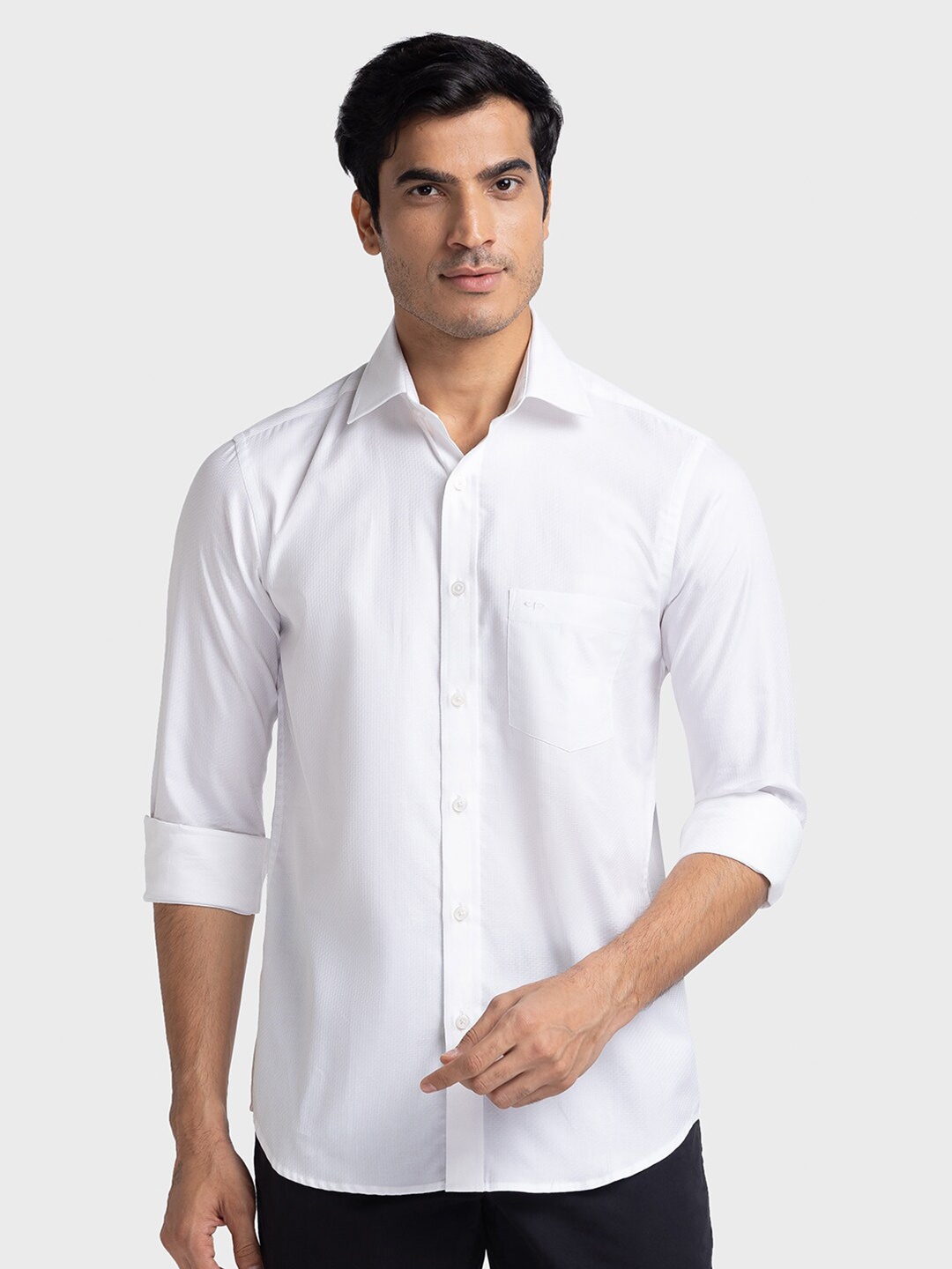 

ColorPlus Tailored Fit Solid Spread Collar Cotton Casual Shirt, White