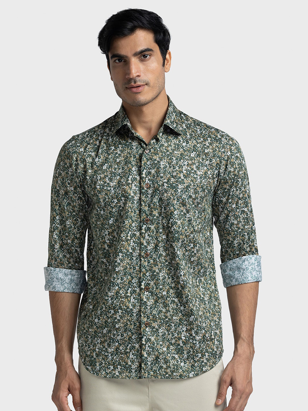 

ColorPlus Tailored Fit Floral Floral Printed Spread Collar Cotton Casual Shirt, Green
