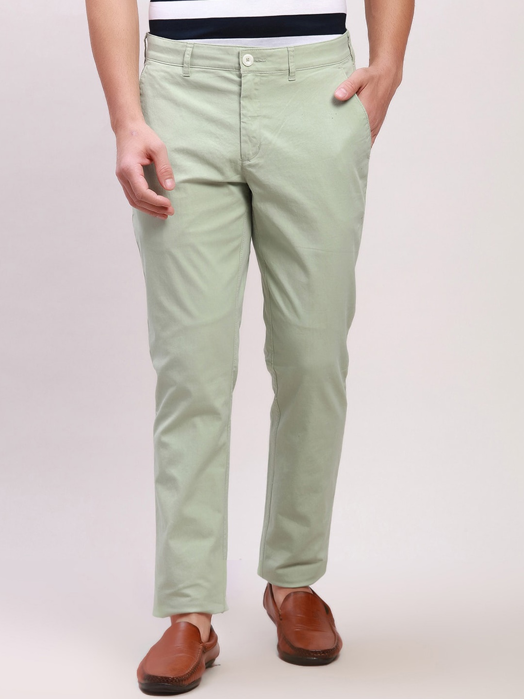 

ColorPlus Men Slim Fit Mid-Rise Cotton Plain Regular Trousers Trousers, Green