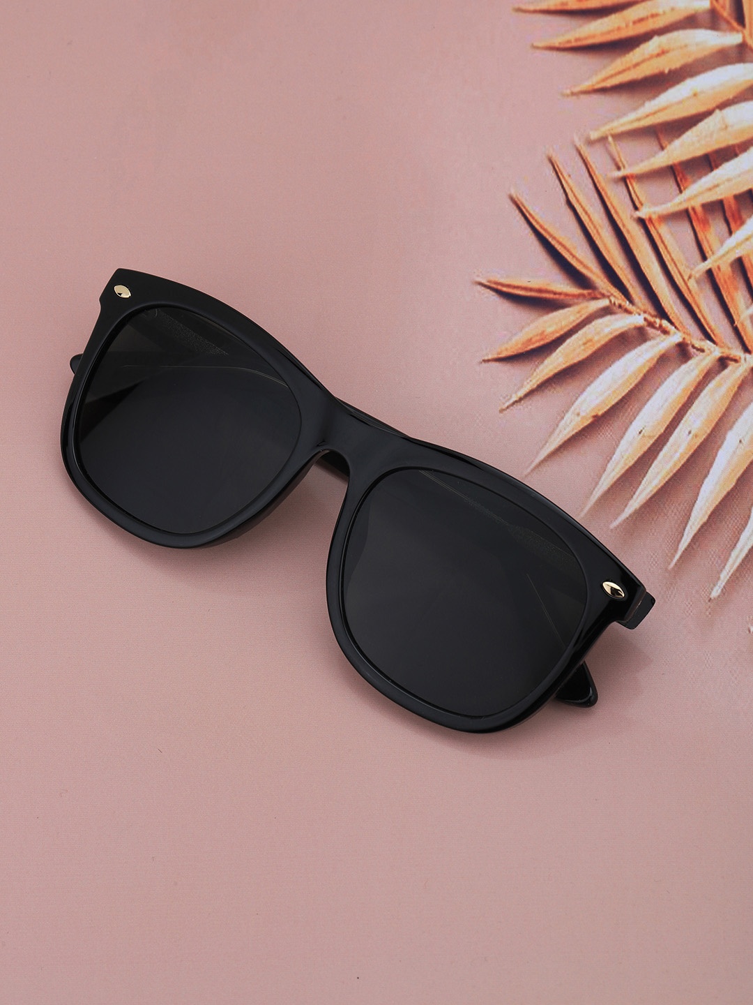 

Carlton London Men Rectangle Sunglasses with UV Protected Lens, Black