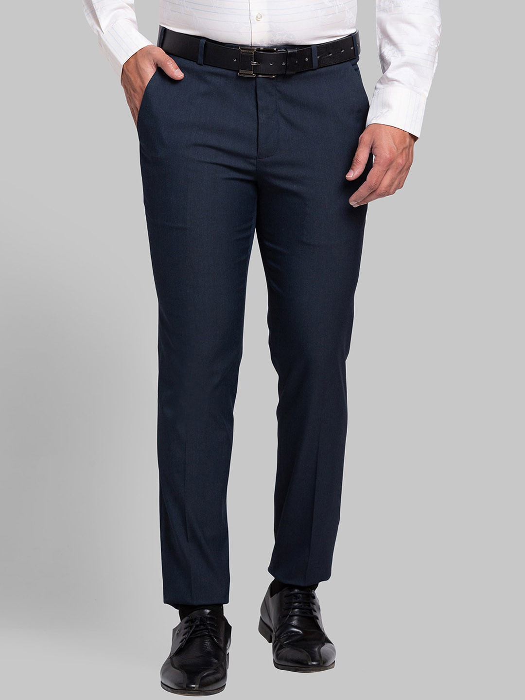 

Park Avenue Men Slim Fit Formal Trousers, Black