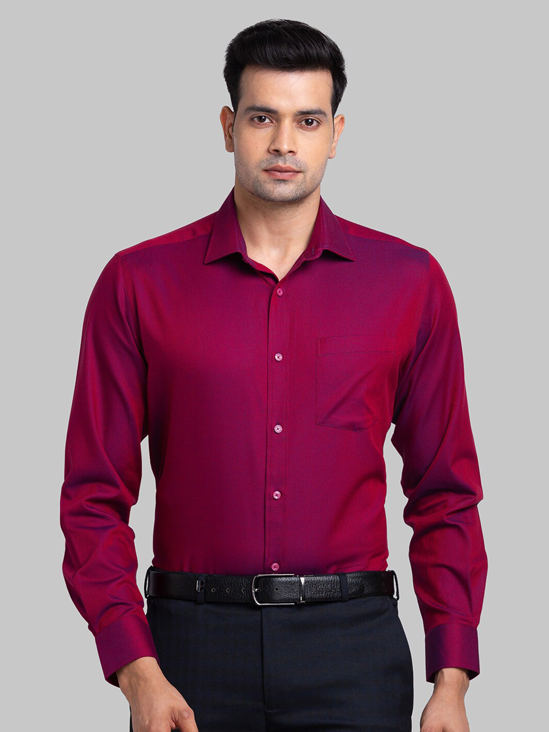 

Park Avenue Spread Collar Cotton Formal Shirt, Violet