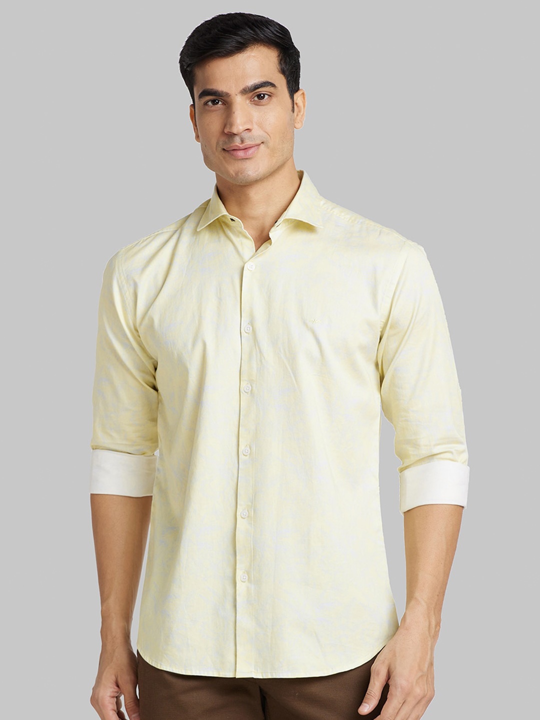 

Park Avenue Printed Slim Fit Cotton Casual Shirt, Yellow