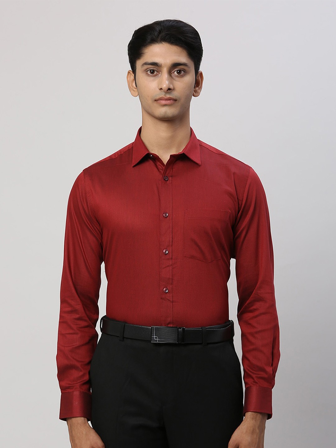 

Park Avenue Opaque Formal Shirt, Red