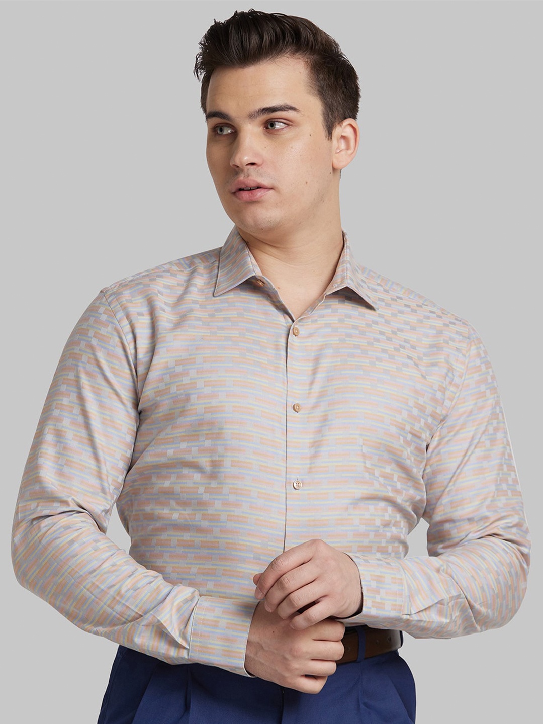 

Park Avenue Spread Collar Long Sleeves Slim Fit Checked Cotton Formal Shirt, Grey