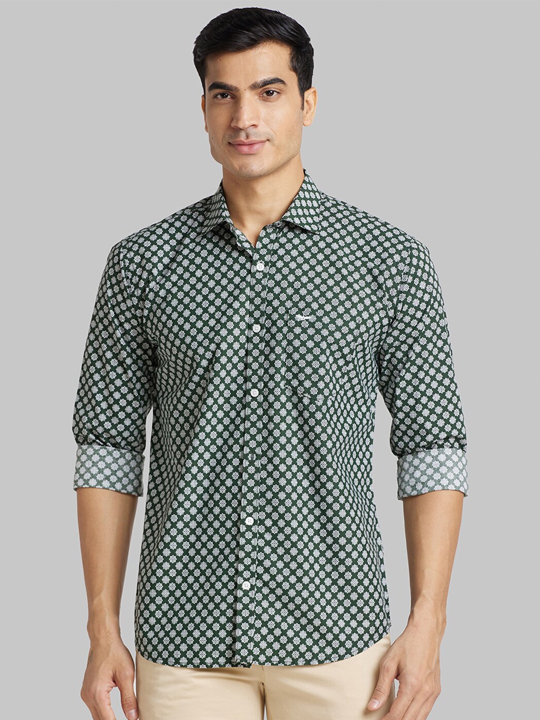

Park Avenue Spread Collar Slim Fit Cotton Printed Casual Shirt, Green