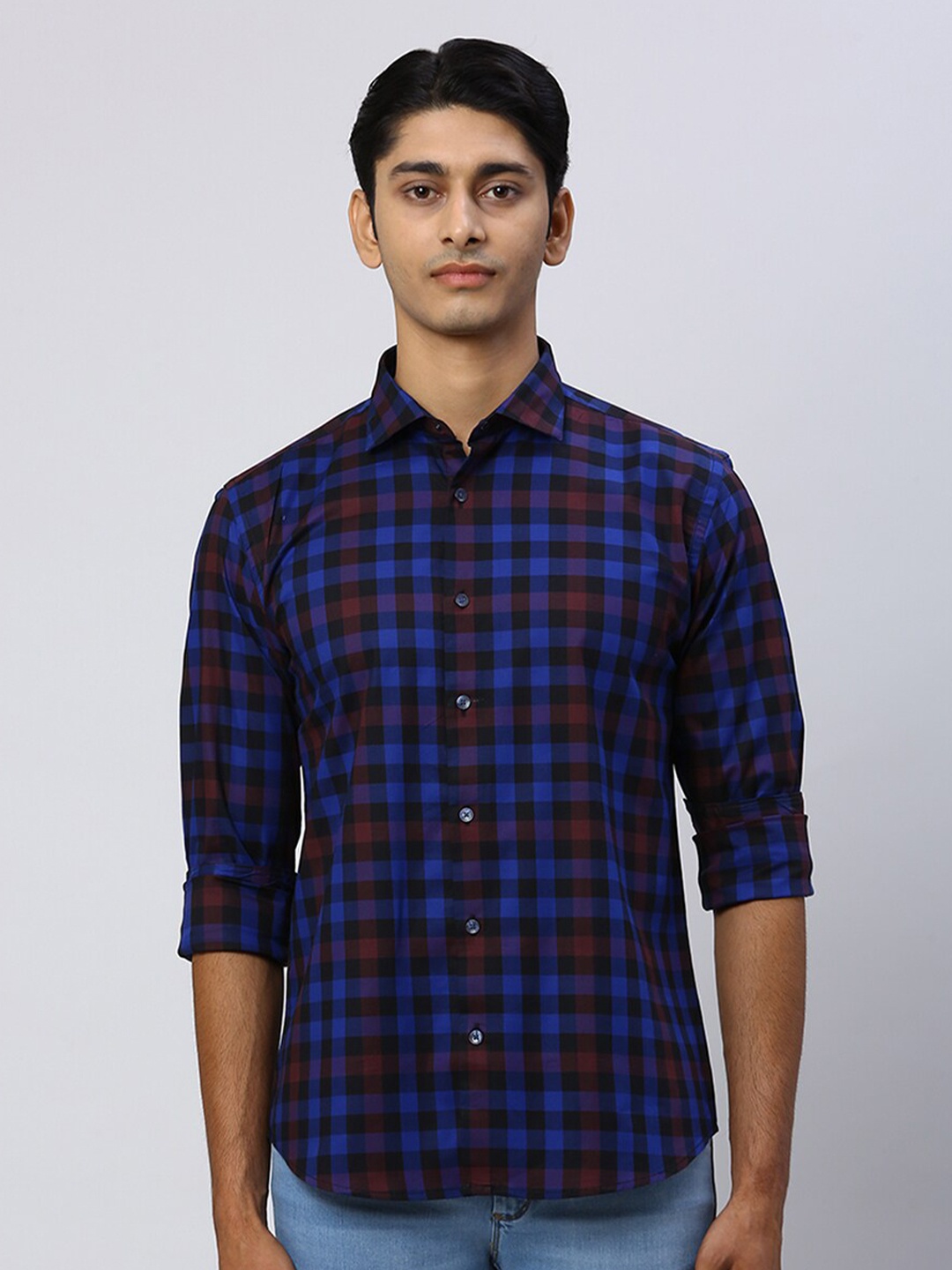 

Park Avenue Slim Fit Long Sleeves Spread Collar Cotton Opaque Checked Casual Shirt, Blue