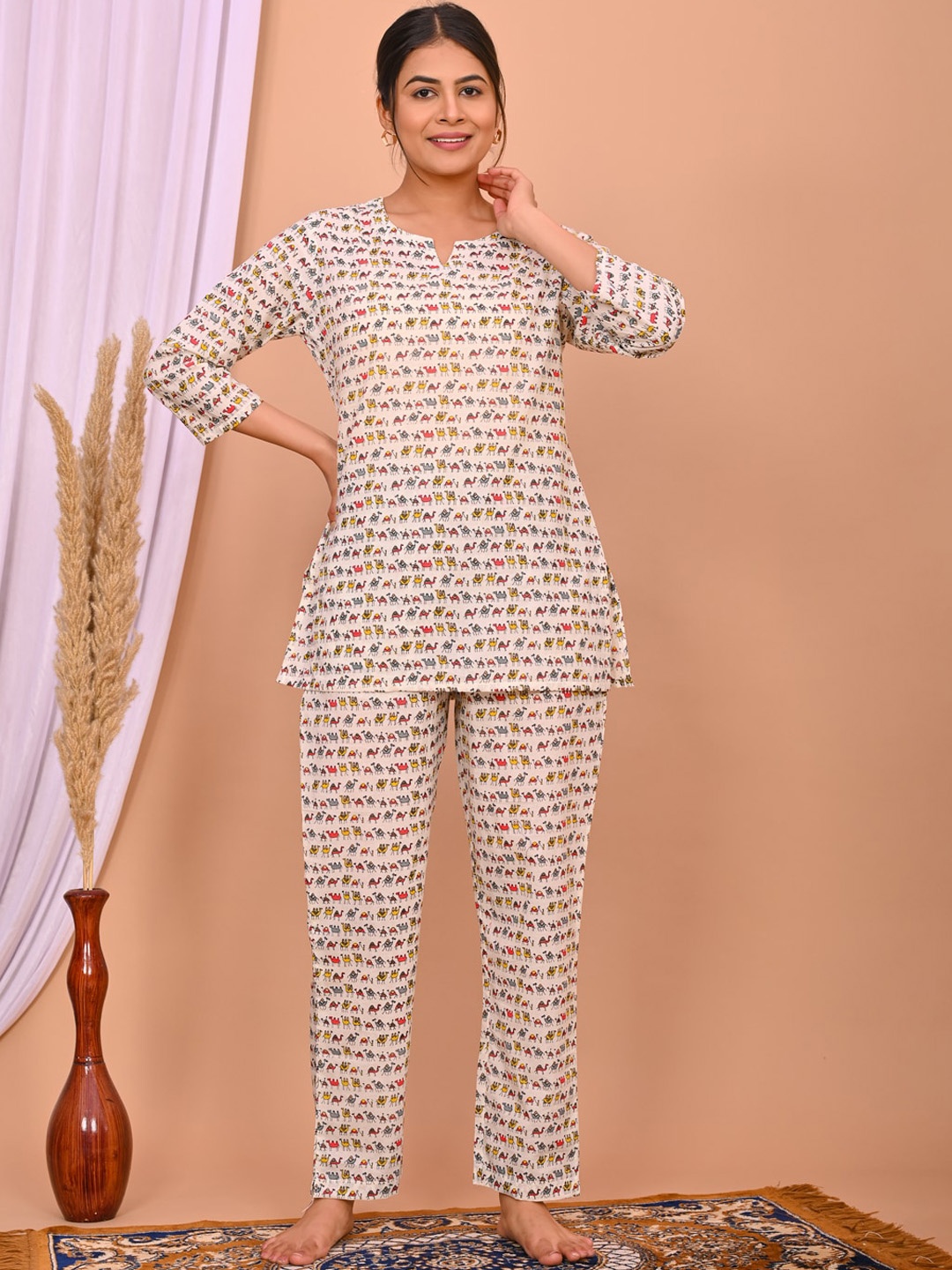 

DHANOTA Conversational Printed Pure Cotton Night suit, White