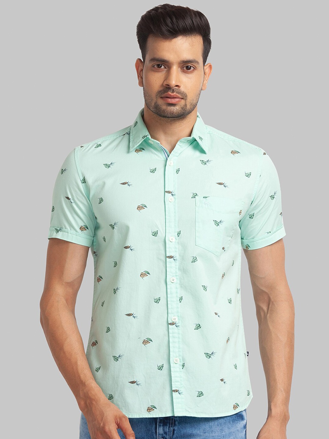 

Parx Slim Fit Conversational Printed Opaque Cotton Casual Shirt, Green
