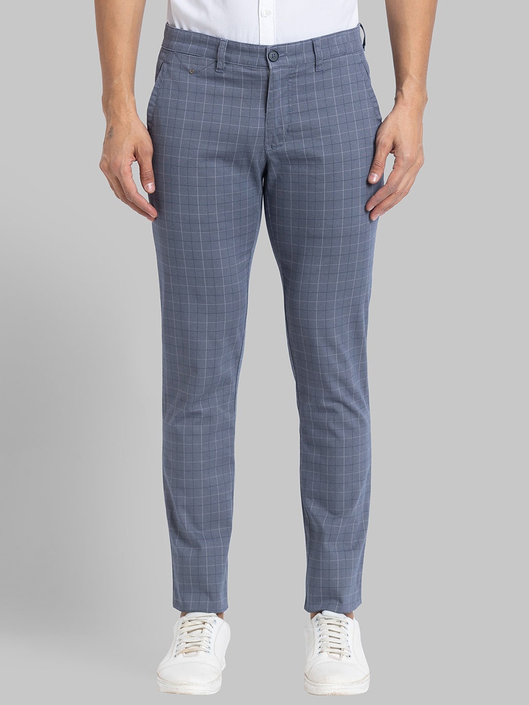 

Parx Men Tapered Fit Checked Low-Rise Trousers, Grey