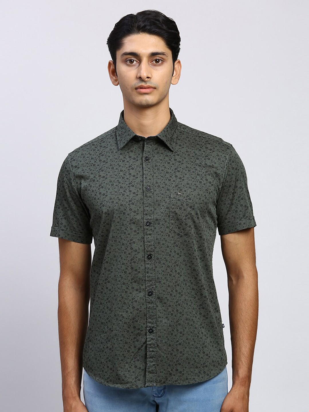 

Parx Men Slim Fit Printed Spread Collar Long Sleeves Casual Shirt, Green
