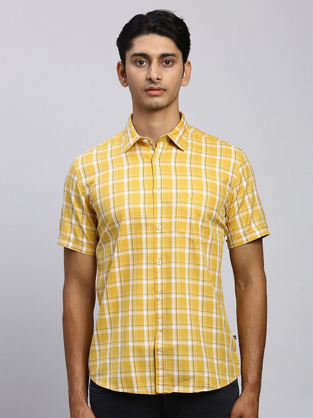 

Parx Slim Fit Checked Spread Collar Casual Shirt, Yellow