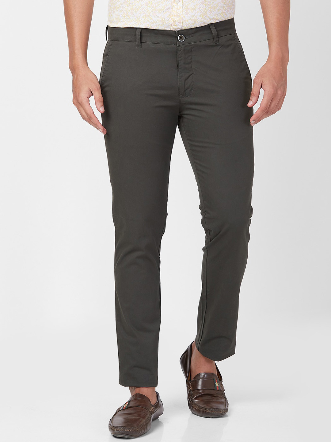 

Parx Men Tapered Fit Mid Rise Trousers, Green