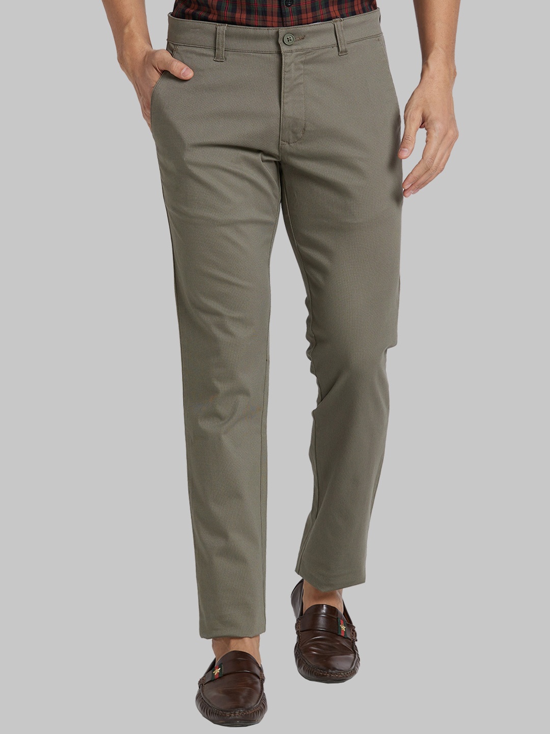 

Parx Tapered Fit Mid-Rise Cotton Regular Trousers, Green