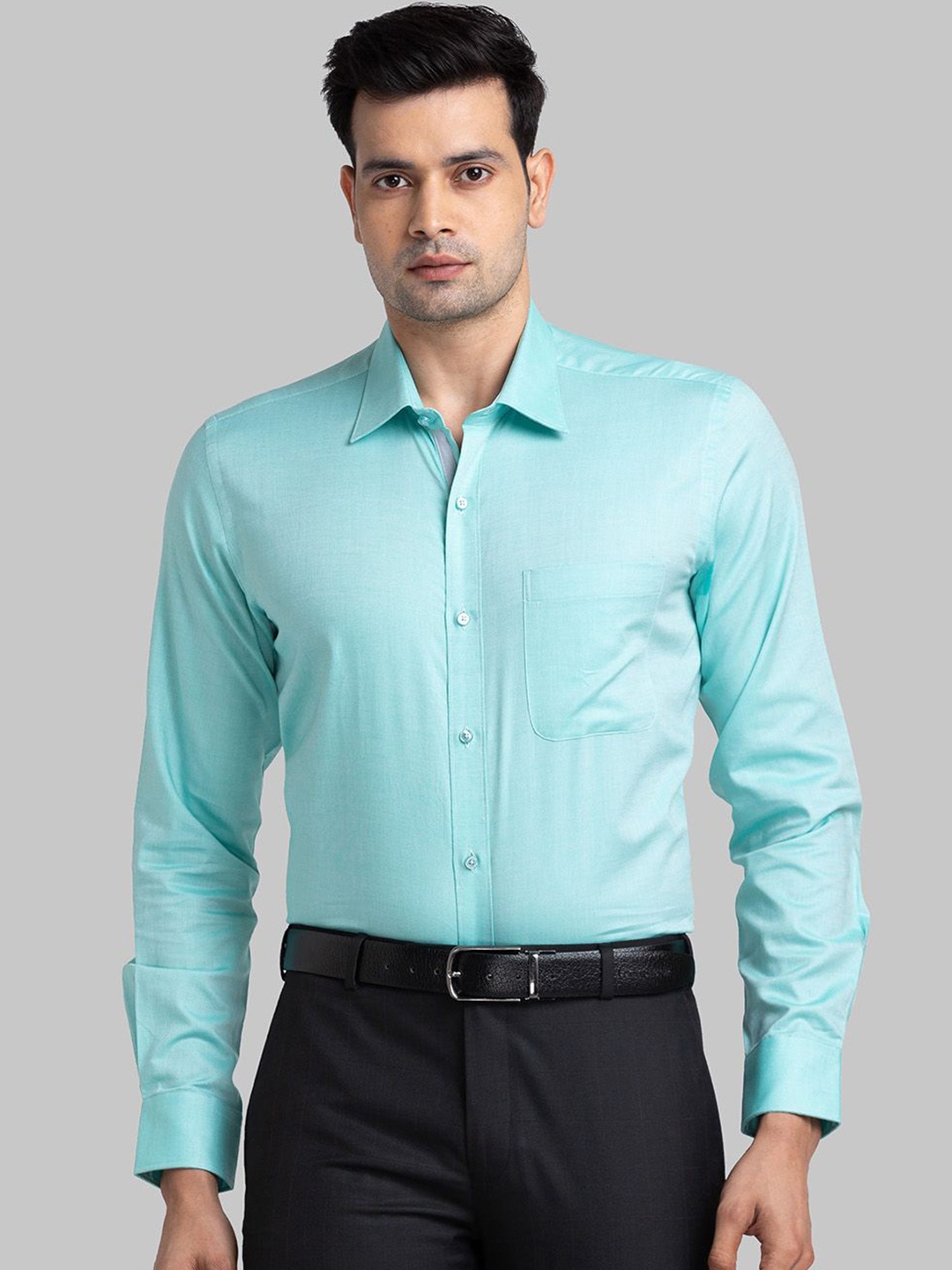 

Raymond Contemporary-Fit Pure Cotton Formal Shirt, Green