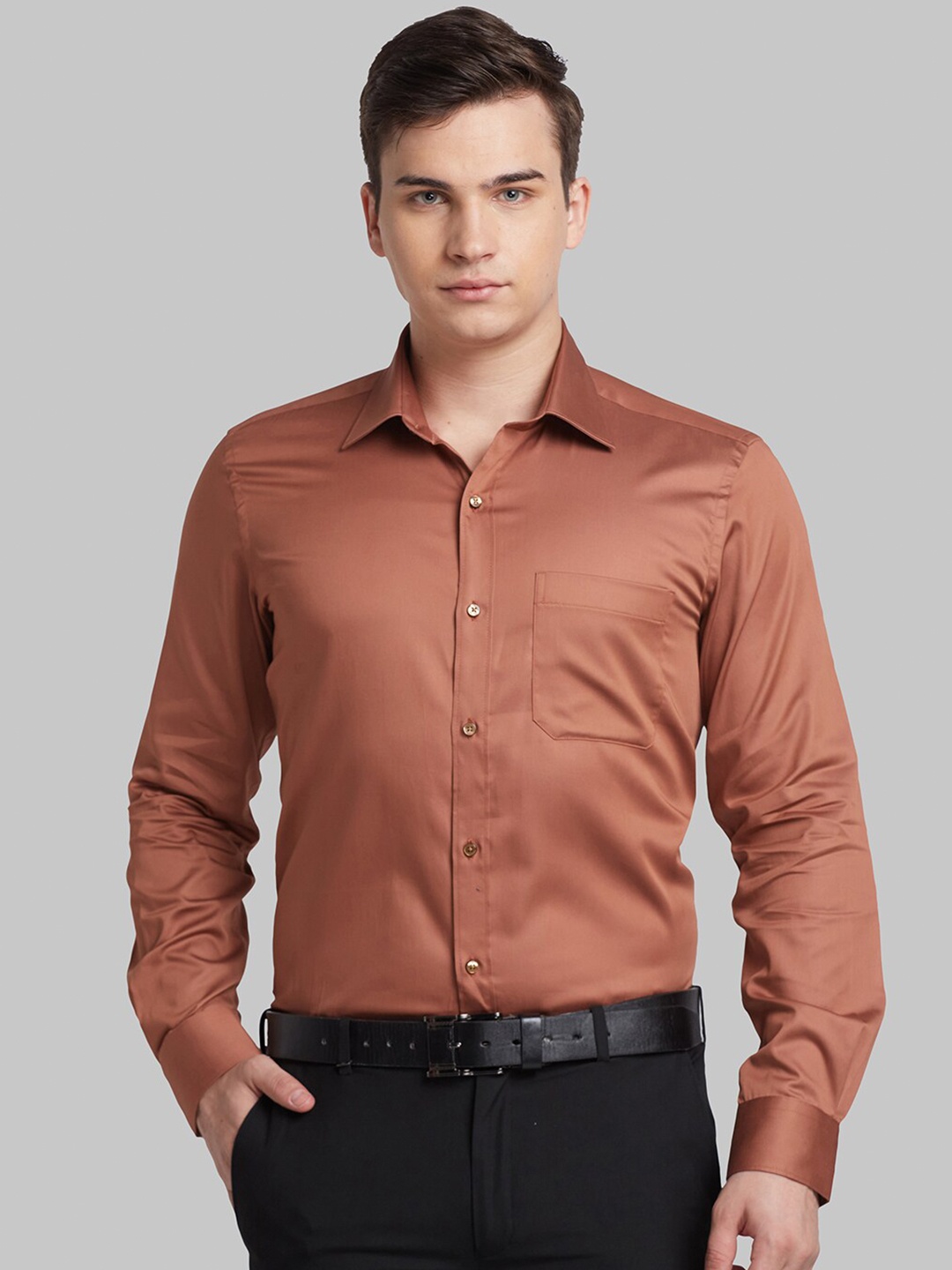 

Raymond Contemporary-Fit Formal Shirt, Brown