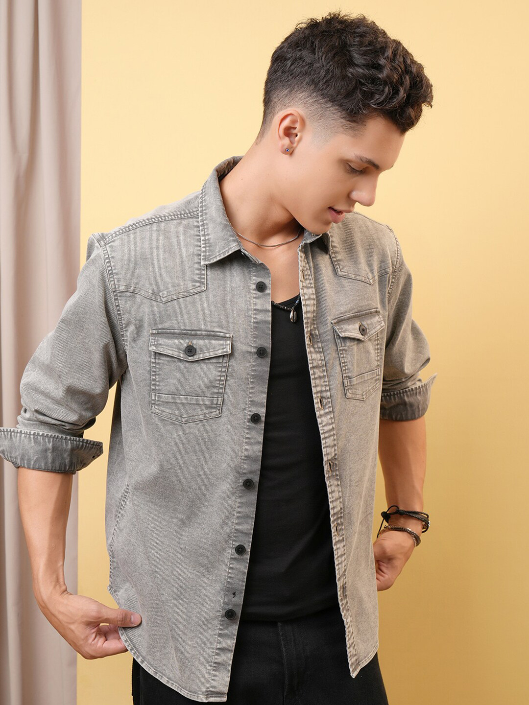 

LOCOMOTIVE Premium Washed Textured Western Yoke Utility Pocket Oversized Overshirt, Grey