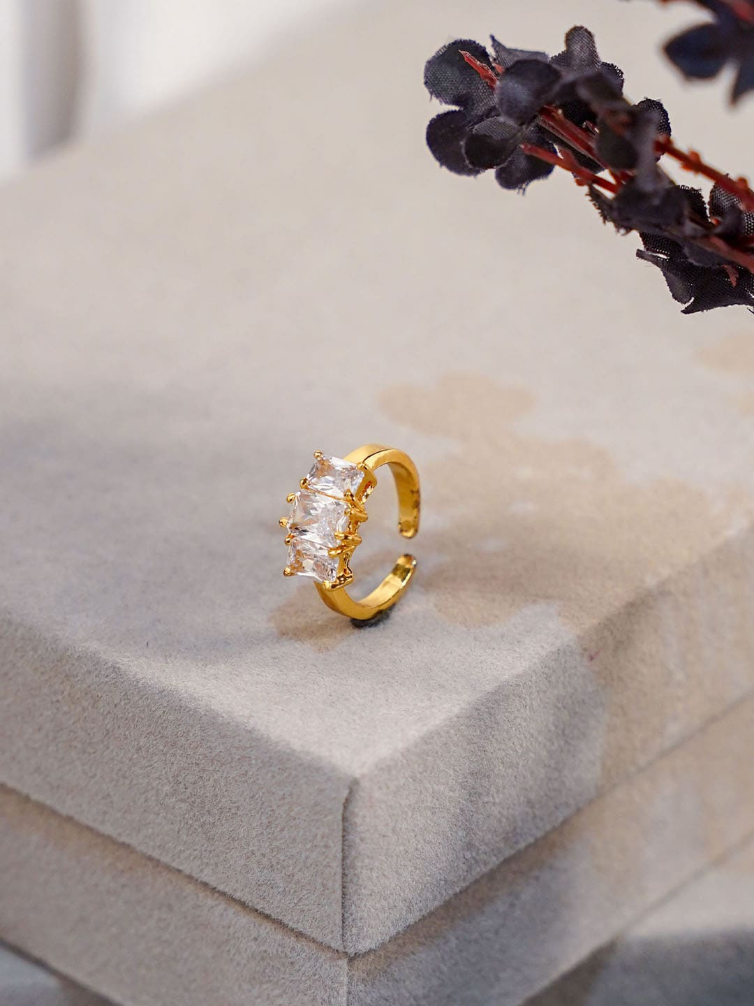 

SWASHAA 18KT Gold-Plated Amulya Solitaire Studded Finger Ring