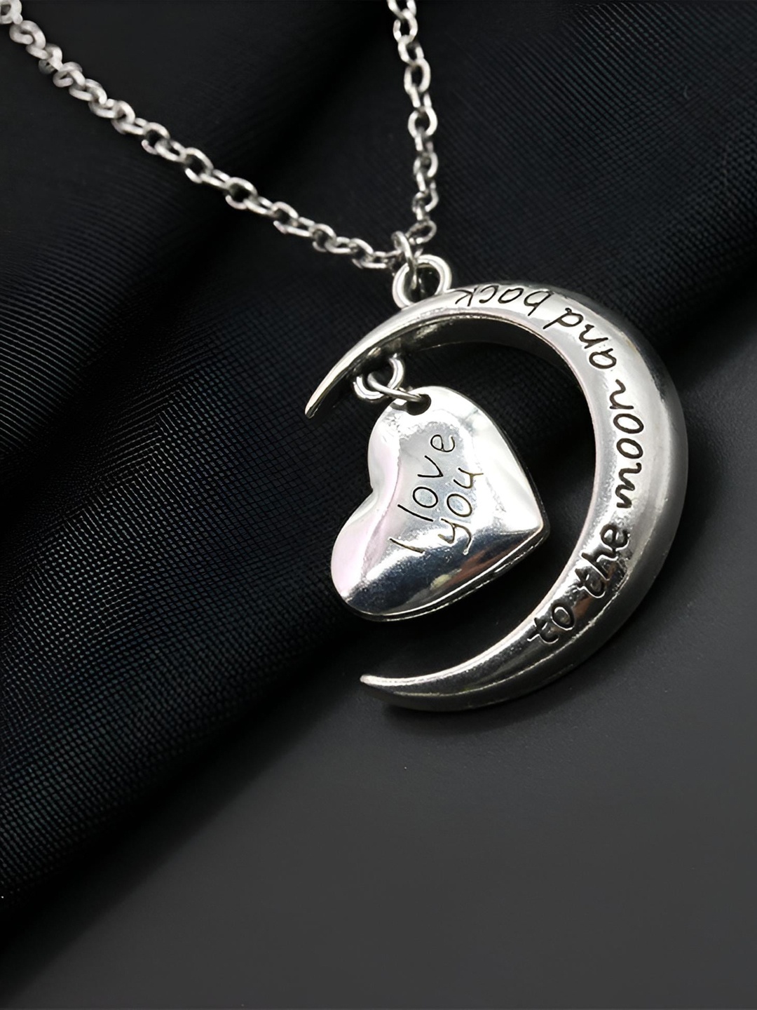 

Goho Silver-Plated Heart Shaped Pendant with Chain