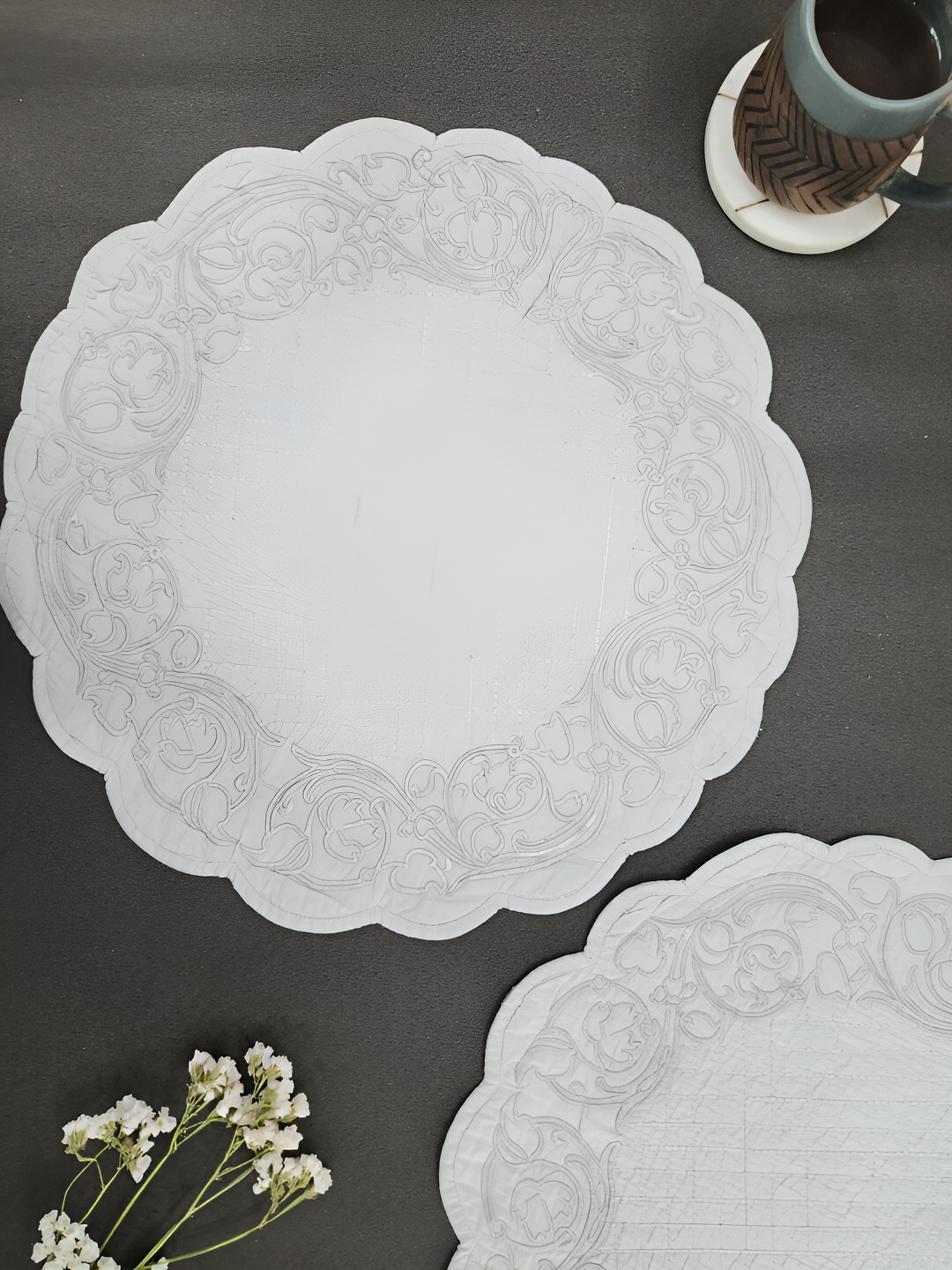 

DESIGN GAATHA Grey 2 Pieces Floral Embroidered Cotton Round Table Placemats
