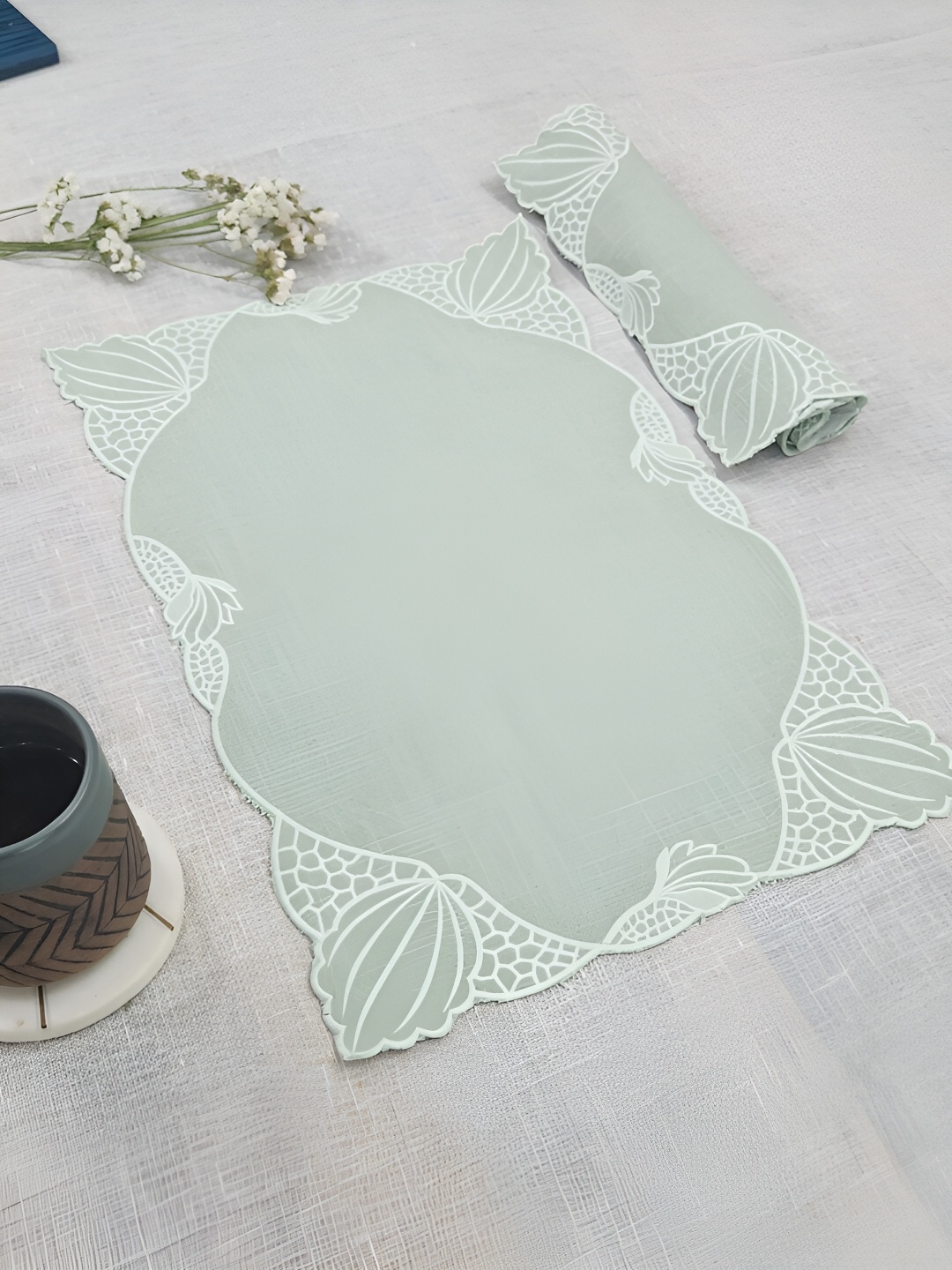 

DESIGN GAATHA Green 6 Pieces Cotton Embroidered Table Mats
