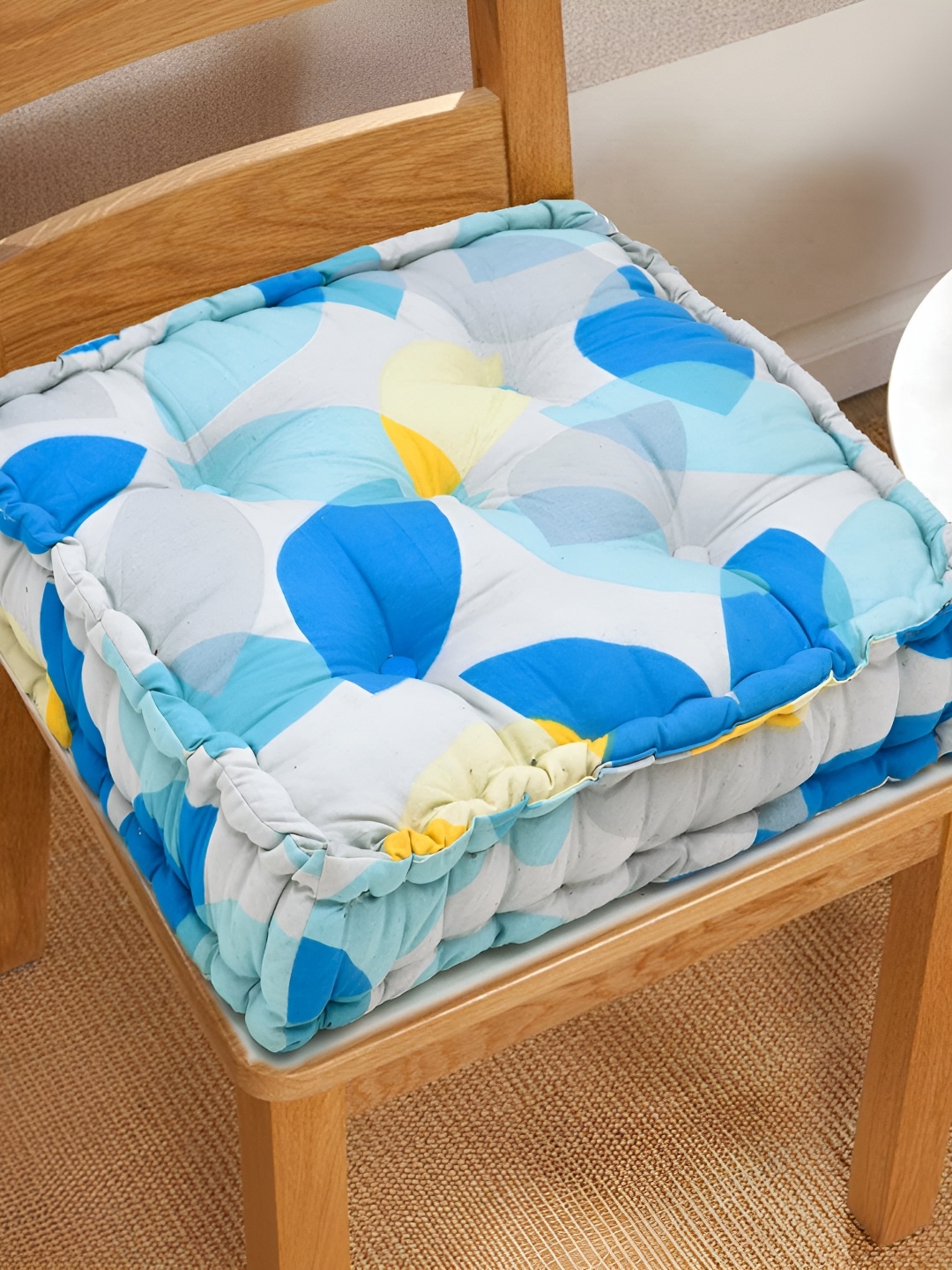 

RRC Blue & White Floral Printed Chair Box