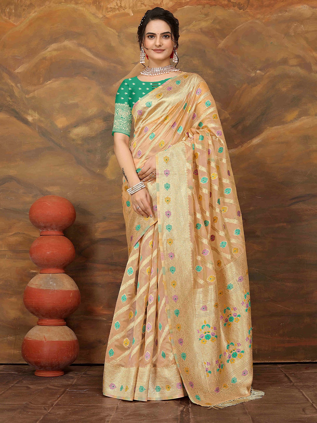 

Aagiri Woven Design Zari Organza Banarasi Saree, Peach