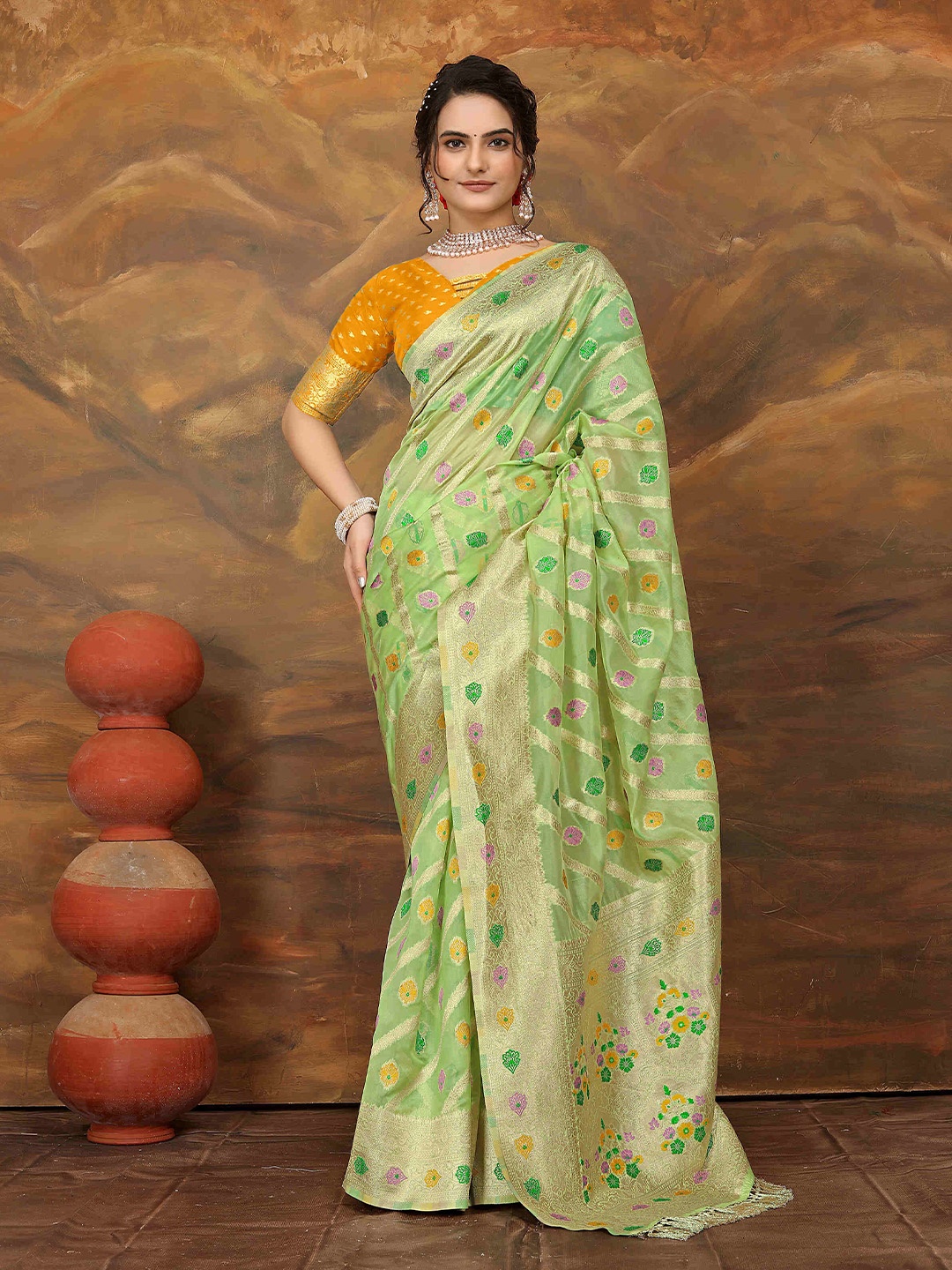 

Aagiri Woven Design Zari Organza Banarasi Saree, Green