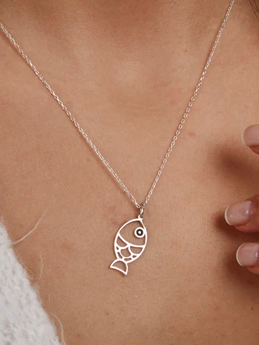 

Goldnera 925 Sterling Silver-Plated Contemporary Pendants with Chain